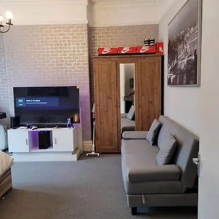 Home Away From Home Doncaster Extérieur photo